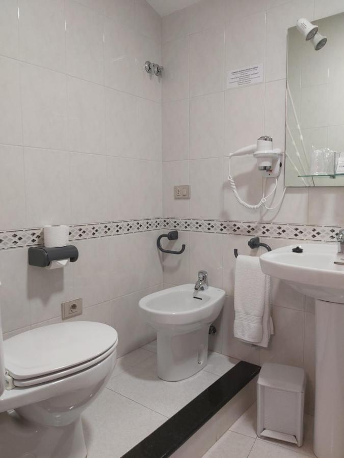 Hostal O Forno Porto do Barqueiro Room photo